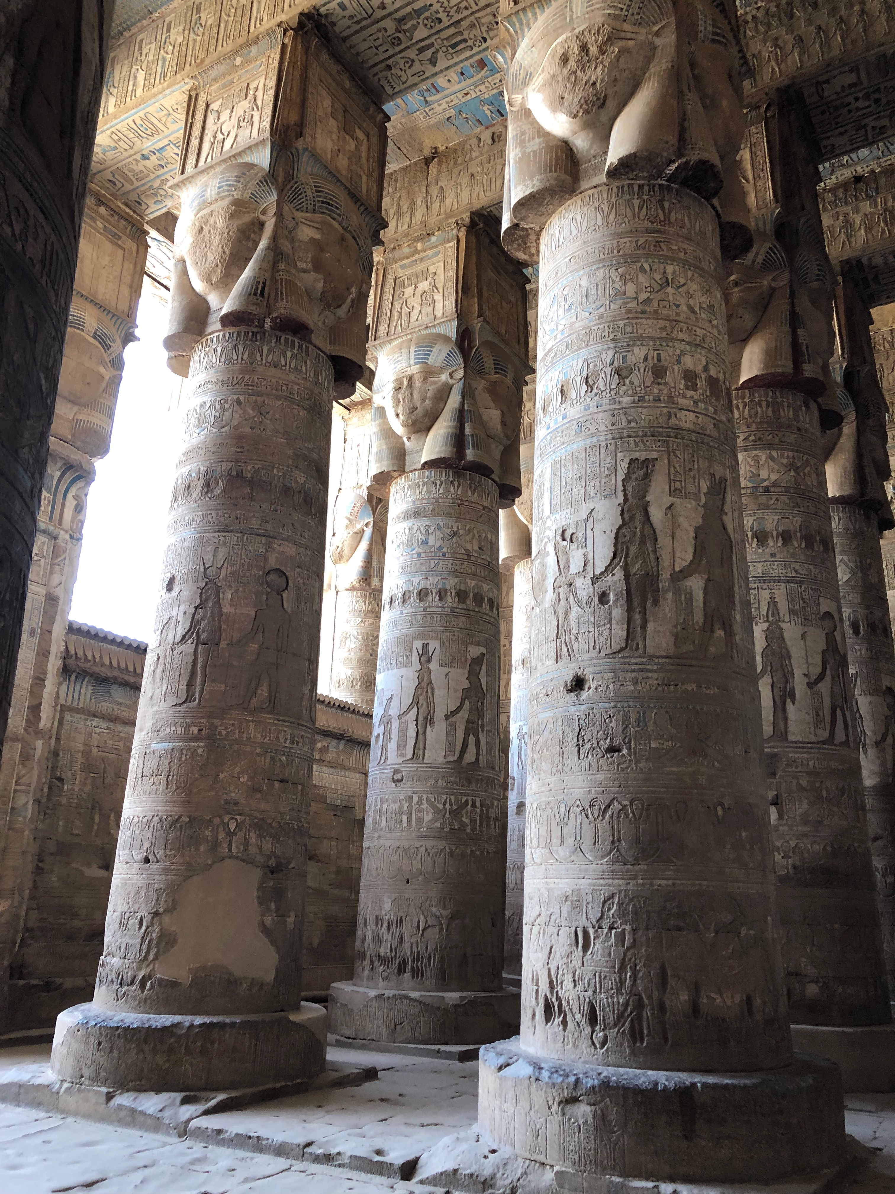 Hathor columns interior