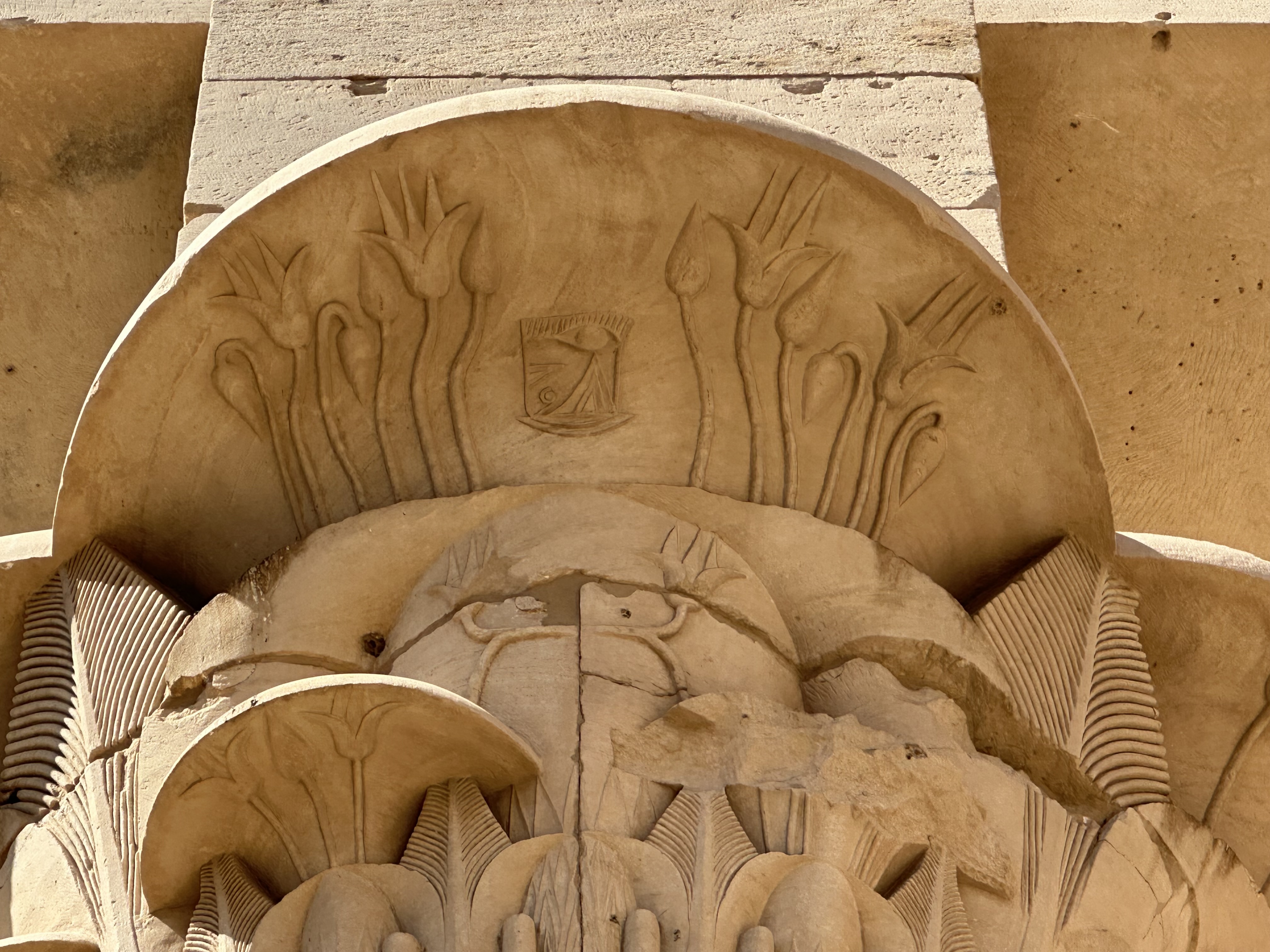 Temple capital detail